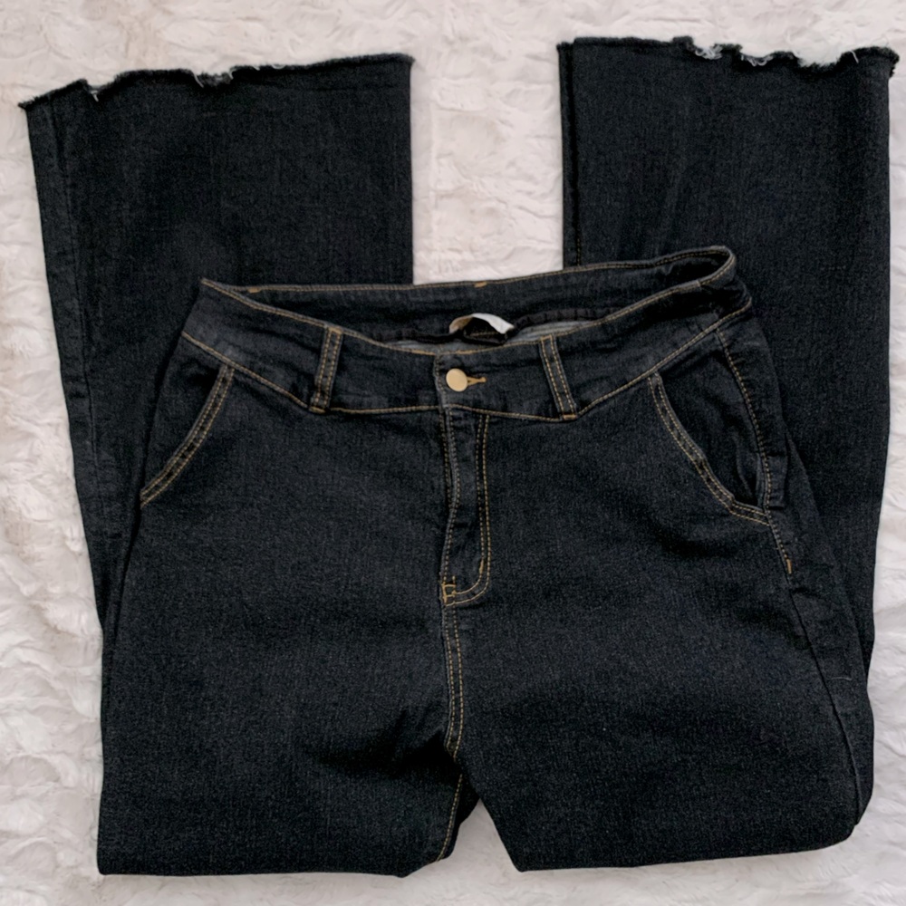 Belle Pogue Dark Wash Flare Leg Frayed Hem High Rise Jeans Size Large